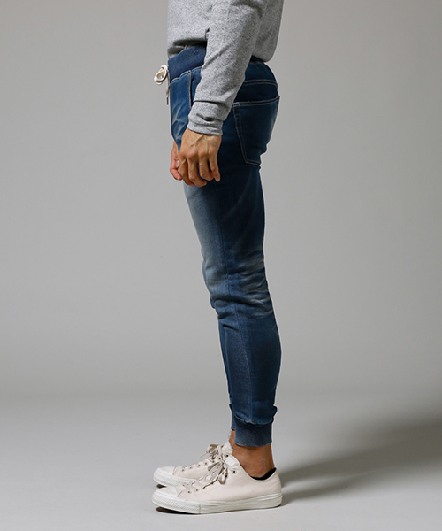 AZUL by moussy（アズールバイマウジー）の「ドビーデニムジョガーパンツ（その他パンツ・メンズ・ブルー/ダークブルー/ネイビー・LARGE/MEDIUM/SMALL/X-LARGE/X-SMALL）」の13枚目の写真