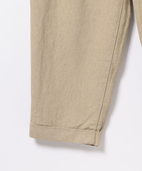 BEAMS PLUS(ビームスプラス)の「BEAMS PLUS / 2プリーツ リネンパンツ(その他パンツ・メンズ・ネイビー/オリーブ/ベージュ・LARGE/SMALL/MEDIUM/X-SMALL/X-LARGE)」の20枚目の写真