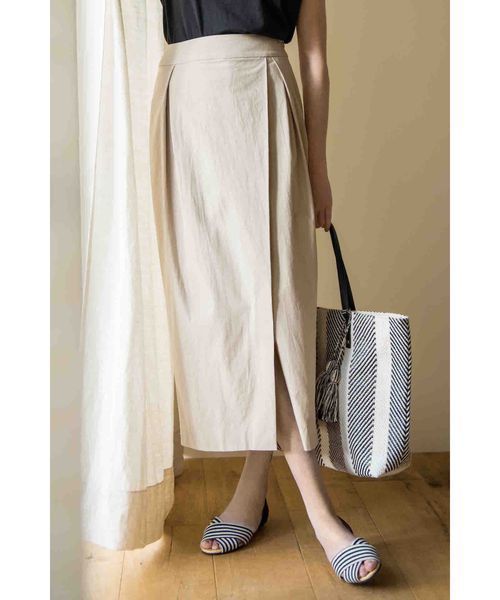 FREE'S MART(フリーズマート)の「スリットロングペンシルスカート(スカート・レディース・ベージュ/イエロー/ブルー・SMALL/MEDIUM)」の20枚目の写真