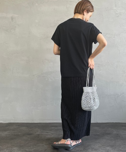 GYMPHLEX（ジムフレックス）の「[GYMPHLEX/ジムフレックス] ロゴ刺繍Tシャツ（Tシャツ/カットソー・レディース・ホワイト/グレー/ネイビー/ホワイト×ネイビー/ブラック/ベージュ/ホワイト×カーキブラウン/チャコール/ライトベージュ・14/L/M）」の18枚目の写真