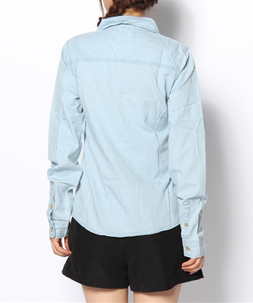 Auntie Rosa（アンティローザ）の「ライトオンスカラーデニムＳＨ（シャツ/ブラウス・レディース・ブルー/ピンク・L size/M size/XS size/S size）」の5枚目の写真