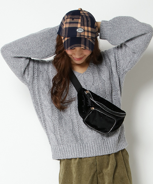 VENCEEXCHANGE（ヴァンスエクスチェンジ）の「ケーブルニット（ニット/セーター・レディース・ブラック/ベージュ/グレー・MEDIUM）」の2枚目の写真