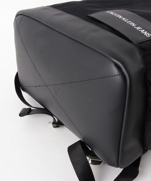 Calvin Klein Jeans Accessory（カルバン・クラインジーンズアクセサリー）の「ナイロン バックパック（バックパック/リュック・メンズ・ブラック・FREE）」の3枚目の写真