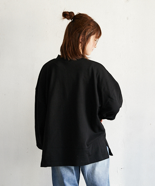 PairPair（ペアペア）の「裏毛ボックスロゴ刺繍ボリューム袖プルオーバー（Tシャツ/カットソー・レディース・ブラック/ベージュ・FREE）」の9枚目の写真