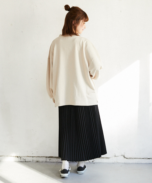 PairPair（ペアペア）の「裏毛ボックスロゴ刺繍ボリューム袖プルオーバー（Tシャツ/カットソー・レディース・ブラック/ベージュ・FREE）」の13枚目の写真