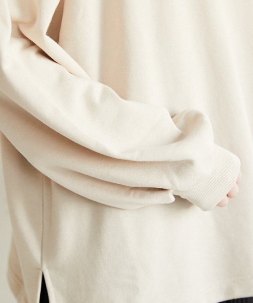 PairPair（ペアペア）の「裏毛ボックスロゴ刺繍ボリューム袖プルオーバー（Tシャツ/カットソー・レディース・ブラック/ベージュ・FREE）」の18枚目の写真