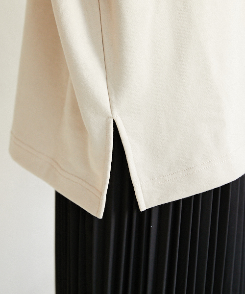 PairPair（ペアペア）の「裏毛ボックスロゴ刺繍ボリューム袖プルオーバー（Tシャツ/カットソー・レディース・ブラック/ベージュ・FREE）」の19枚目の写真