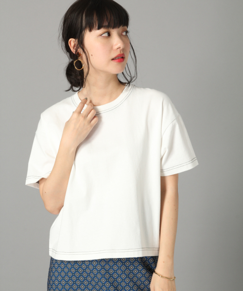 LOWRYS FARM（ローリーズファーム）の「ステッチショートＴＥＥ　832841（Tシャツ/カットソー・レディース・ブラック/オフホワイト/イエロー/グリーン・FREE）」の2枚目の写真