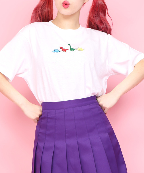 WC（ダブル シー）の「WC/ザウルスTシャツ（Tシャツ/カットソー・レディース・ライトパープル/ホワイト/ライトピンク/ブラック・FREE）」の2枚目の写真