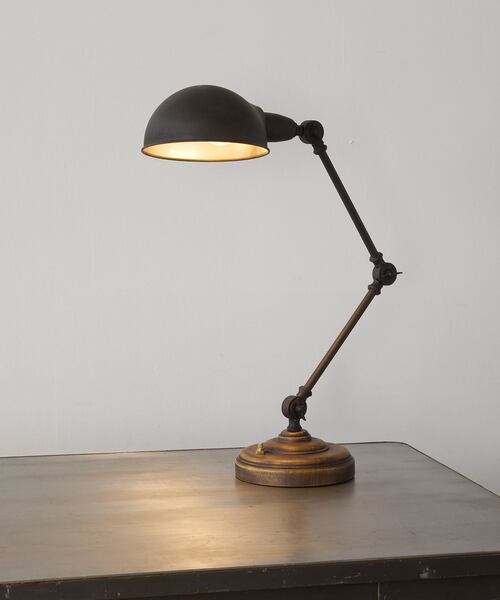 ACME FURNITURE（アクメファニチャー）の「BRIGHTON DESK LAMP ブライトンデスクランプ（照明・レディース・その他・FREE）」の10枚目の写真