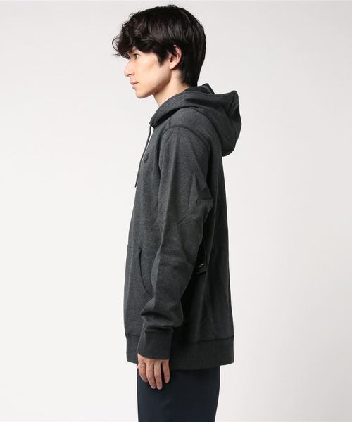 Hurley (ハーレー)の「M PROTECT THERMA PO / ハーレー メンズ プルオーバーパーカーワンポイントロゴ ユニセックス(パーカー・メンズ・ヘザーグレー/ブラック系その他/クリーム/ワインレッド・SMALL/MEDIUM/LARGE)」の6枚目の写真