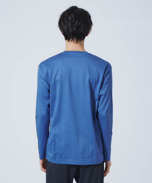 ABAHOUSE GRAY(アバハウスグレイ)の「【展開店舗限定】シルケット天竺VネックロングTシャツ(ブルーカラー)(Tシャツ/カットソー・メンズ・ブラウン/ブルー・46/48/50)」の5枚目の写真