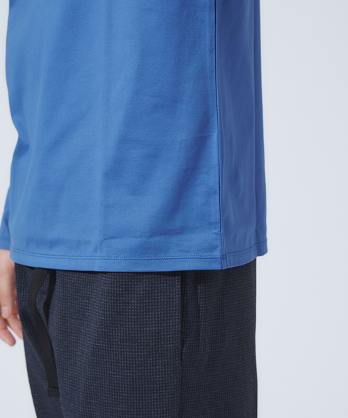 ABAHOUSE GRAY(アバハウスグレイ)の「【展開店舗限定】シルケット天竺VネックロングTシャツ(ブルーカラー)(Tシャツ/カットソー・メンズ・ブラウン/ブルー・46/48/50)」の8枚目の写真