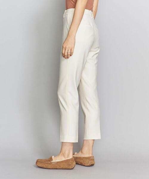 BEAUTY&YOUTH UNITED ARROWS（ビューティーアンドユースユナイテッドアローズ）の「BY ツイルテーパードパンツ/オフホワイト◆（その他パンツ・レディース・オフホワイト・SMALL/MEDIUM/LARGE）」の2枚目の写真