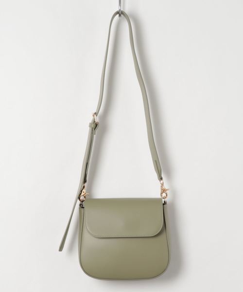 natural couture（ナチュラルクチュール）の「ラインショルダー付きフラップバッグ（ショルダーバッグ・レディース・ダークブラウン/アイボリー/ミント/ピンク・FREE）」の4枚目の写真