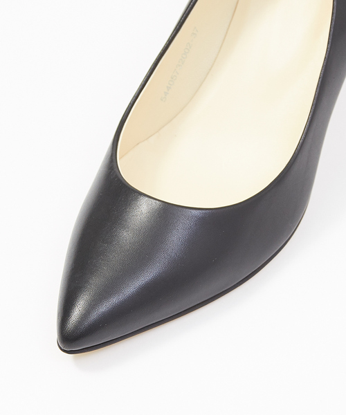 Au BANNISTER（オゥバニスター）の「【販売店舗限定】6センチ ヒール パンプス（パンプス・レディース・グリーン/ブラック/ピンクベージュ/ライトグレー・38/37/35/39/36）」の13枚目の写真