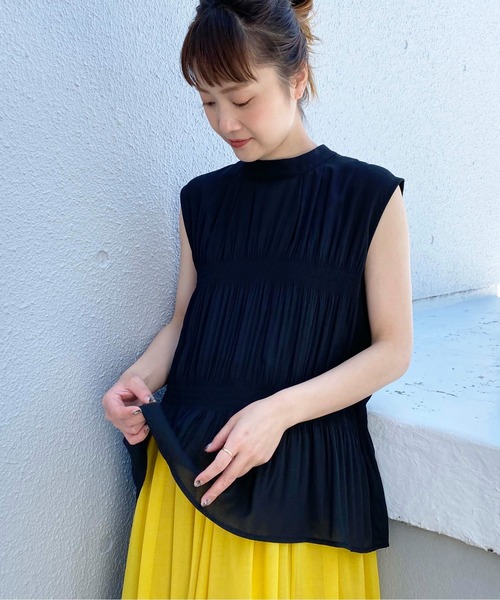 PICCIN（ピッチン）の「マジョリカフレンチスリーブブラウス（シャツ/ブラウス・レディース・ブラック/ベージュ/サックスブルー/オレンジ・M/L）」の2枚目の写真