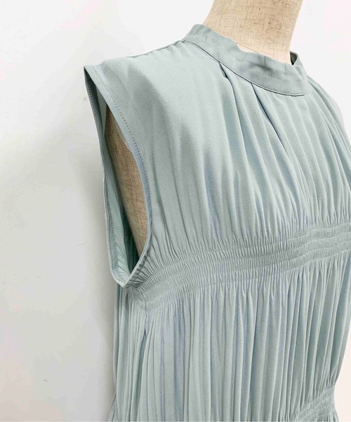 PICCIN（ピッチン）の「マジョリカフレンチスリーブブラウス（シャツ/ブラウス・レディース・ブラック/ベージュ/サックスブルー/オレンジ・M/L）」の11枚目の写真