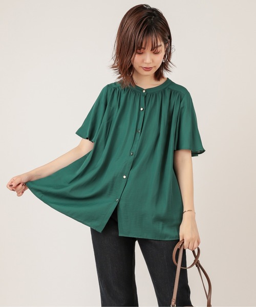 natural couture（ナチュラルクチュール）の「【ZOZO限定】とろみサテンフレア袖ギャザーブラウス（シャツ/ブラウス・レディース・ベージュ/ブラウン/グリーン/アイボリー/その他1/その他2・FREE）」の5枚目の写真