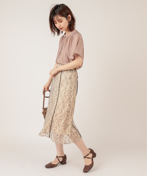 natural couture（ナチュラルクチュール）の「【ZOZO限定】とろみサテンフレア袖ギャザーブラウス（シャツ/ブラウス・レディース・ベージュ/ブラウン/グリーン/アイボリー/その他1/その他2・FREE）」の20枚目の写真