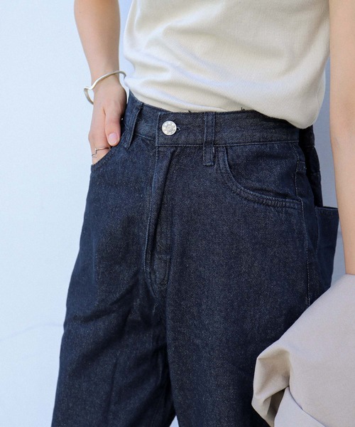 Fashion Letter(ファッションレター)の「ストレートデニムパンツ(デニムパンツ・レディース・ネイビー/ブルー/ワンウォッシュ・LL/3L/4L/M/L)」の11枚目の写真