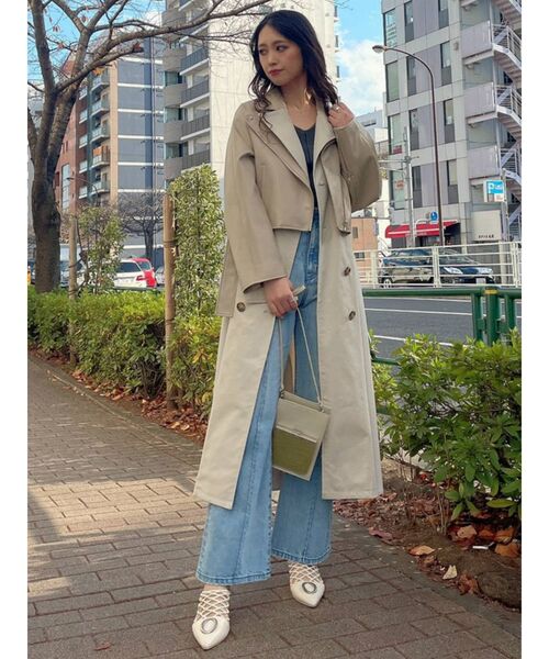 MURUA（ムルーア）の「バックオープンボリュームスリーブシャツ（シャツ/ブラウス・レディース・ホワイト/ブラック/ベージュ/ライトグリーン・FREE）」の9枚目の写真