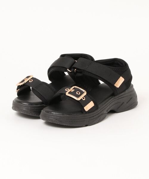 Shoes in Closet（シューズインクローゼット）の「超軽量厚底