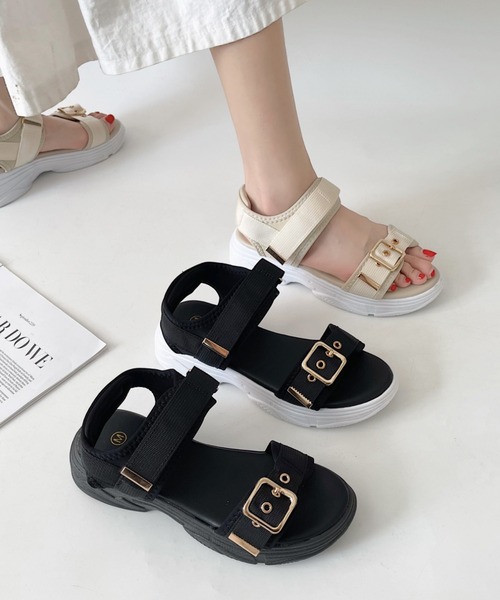 Shoes in Closet（シューズインクローゼット）の「超軽量厚底