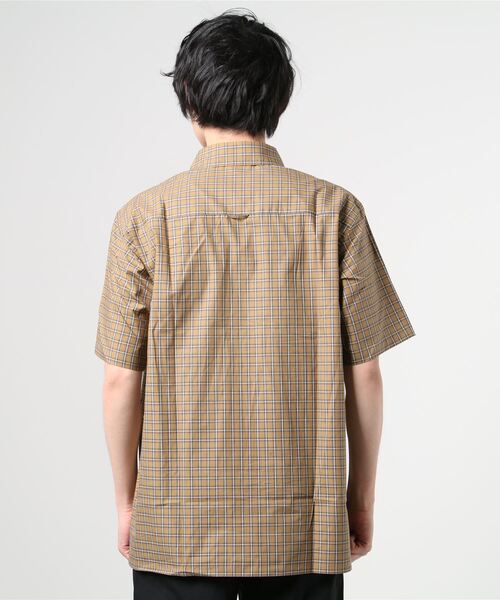 FTC(エフティーシー)の「PLAID SHIRT(シャツ/ブラウス・メンズ・ホワイト/ネイビー/カーキ/ブラック・X-LARGE/LARGE/MEDIUM/SMALL)」の6枚目の写真