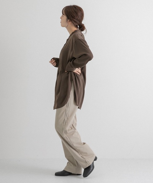 LAATO（ラート）の「BAND COLLAR SLIT BLOUSE（シャツ/ブラウス・レディース・ベージュ/ブラウン・FREE）」の20枚目の写真