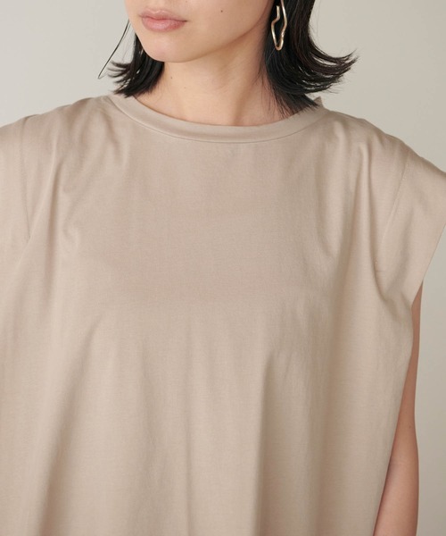 forksy.（フォルクシー）の「【forksy.】肩タックバックシャンノースリーブTシャツ（Tシャツ/カットソー・レディース・ブラック/ブラウン/オフホワイト/オレンジ/グリーン系その他/グレイッシュベージュ・FREE）」の11枚目の写真