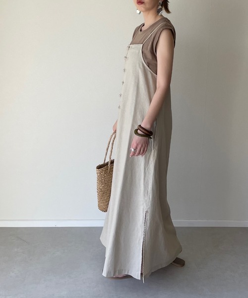 y/m by misato（イムバイミサト）の「チャイナボタンキャミワンピース（ワンピース・レディース・イエロー/ブラウン/ベージュ・FREE）」の4枚目の写真