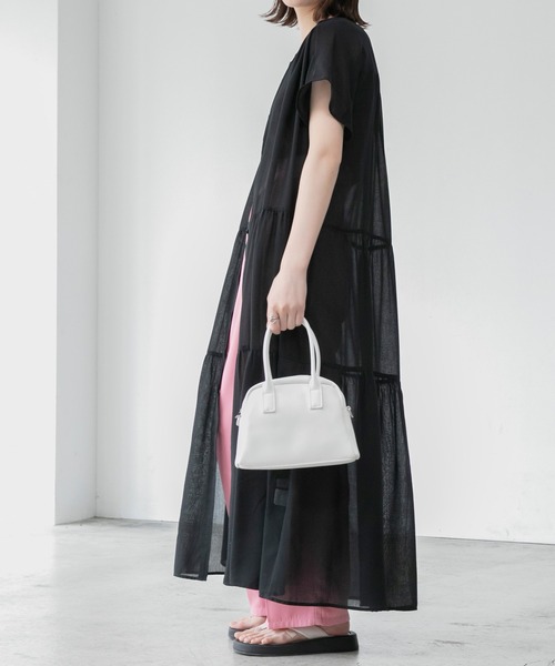 BONLECILL(ボンルシール)の「ふんわりガーゼ バンドカラー ティアード ロングシャツワンピース(ワンピース・レディース・ブラウン/ブラック/アイボリー・FREE)」の20枚目の写真