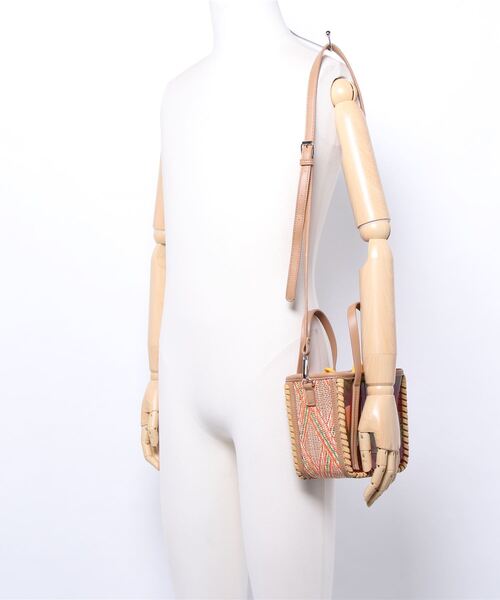 PROTCOL(プロトコル)の「【PROTCOL】2Way PVCミニトート(トートバッグ・レディース・ベージュ/ブルー/グリーン・FREE)」の4枚目の写真