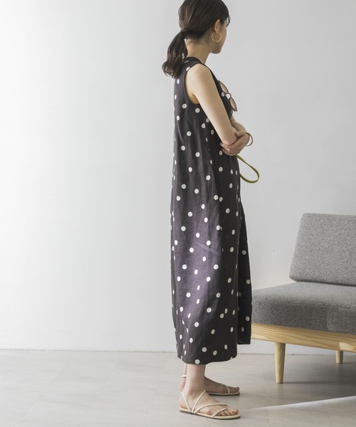 みんみんアーバンリサーチ ボタニカルプリントテントワンピース ブラック URBAN RESEARCH ROSSO（アーバンリサーチロッソ）の「ボタニカル
