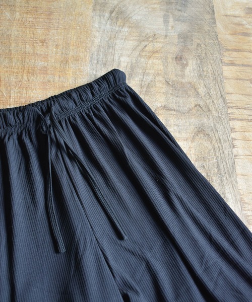 HWG_5（エイチダブルゴー）の「リラックスイージーパンツ（その他パンツ・レディース・ブラック/グレー・FREE）」の7枚目の写真