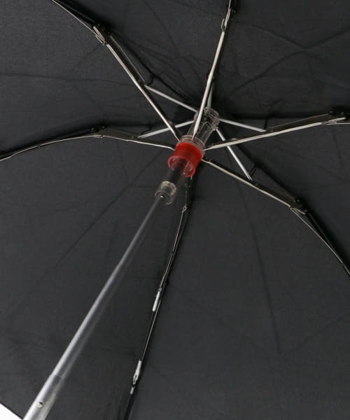 ameme（アメメ）の「HUNTER　MINI COMPACT（折りたたみ傘・レディース・ブラック・FREE）」の2枚目の写真