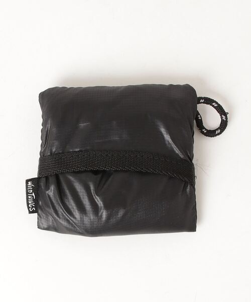 WILD THINGS（ワイルドシングス）の「【WILDTHINGS/ワイルドシングス】NECK POUCH TYPE MA1（ショルダーバッグ・メンズ・オリーブ/ブラック/グレイッシュベージュ・FREE）」の7枚目の写真