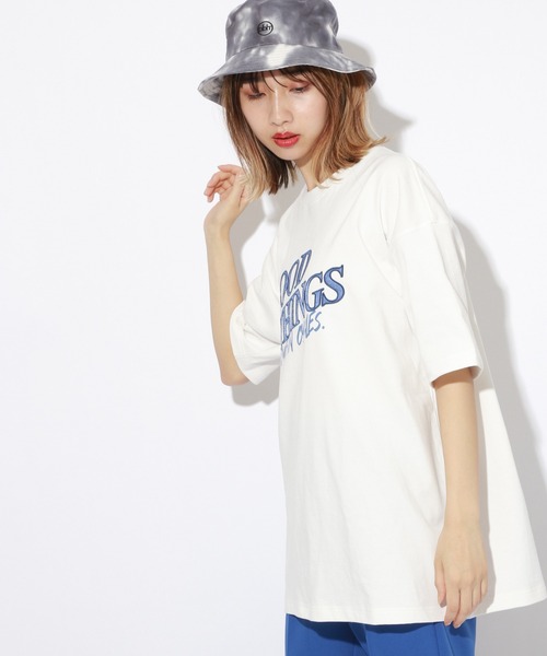 PBLIM（ページボーイリム）の「【PAGEBOYLIM】サテンロゴT（Tシャツ/カットソー・レディース・オフホワイト/グリーン・MEDIUM/LARGE）」の3枚目の写真