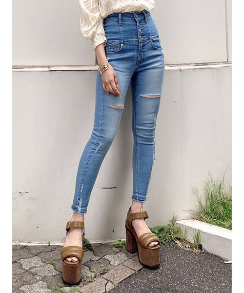 EMODA（エモダ）の「クラッシュアップハイウエストパギンス（デニムパンツ・レディース・インディゴブルー/ライトブルー・SMALL/X-SMALL/MEDIUM）」の3枚目の写真