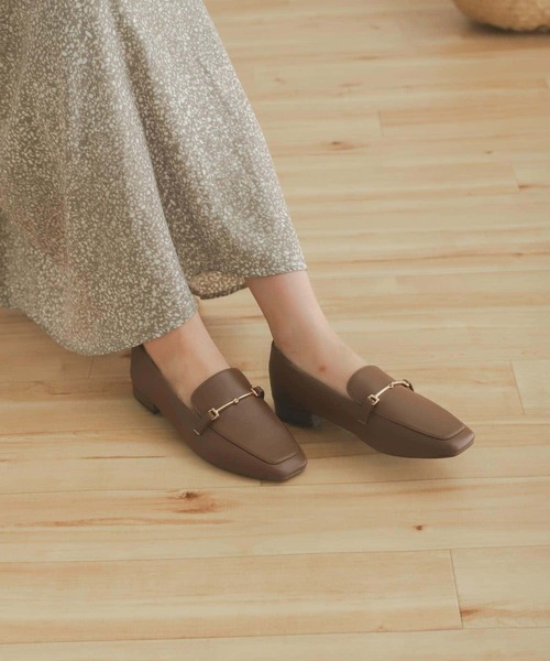 SENSE OF PLACE by URBAN RESEARCH（センスオブプレイスバイアーバンリサーチ）の「スクエアトウフェイクレザービットローファー（ローファー・レディース・ブラック/アイボリー/ブラウン/カーキ・MEDIUM/SMALL/LARGE）」の18枚目の写真