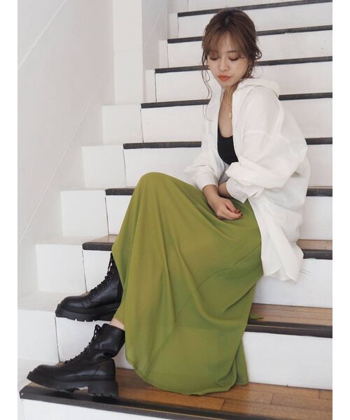 EVRIS（エヴリス）の「バックスリットロングスカート（スカート・レディース・グリーン/その他1/パープル・FREE）」の16枚目の写真