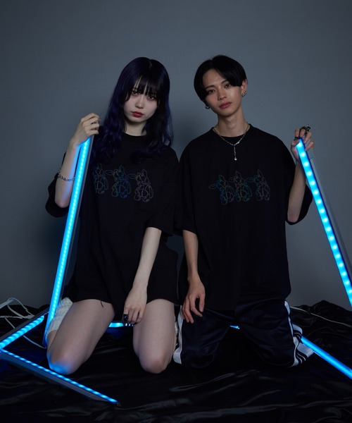 Whinny（ホワイニー）の「Whinny/みつごちゃん（Tシャツ/カットソー・レディース・ブラック/ブルー・FREE）」の13枚目の写真