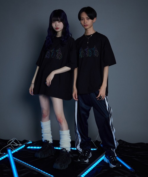 Whinny（ホワイニー）の「Whinny/みつごちゃん（Tシャツ/カットソー・レディース・ブラック/ブルー・FREE）」の11枚目の写真