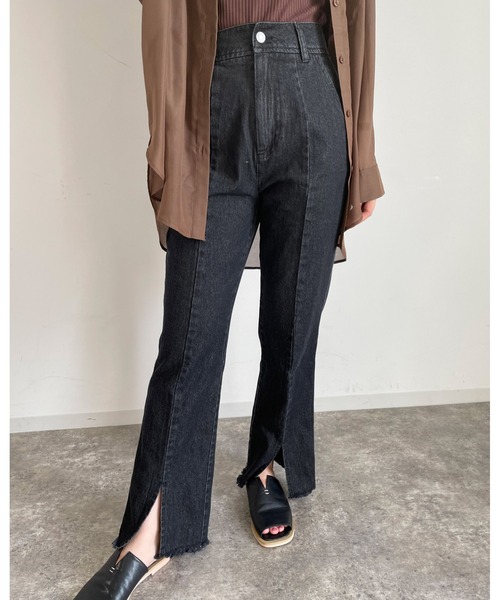 MLI'A（エムリア）の「センタースリットデニムパンツ（デニムパンツ・レディース・ブラック/インディゴブルー/ブルー系その他・FREE）」の12枚目の写真