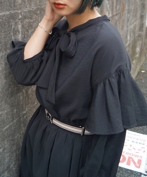 179/WG(イチナナキュウダブルジー)の「前後2WAYフリルワンピース(ワンピース・レディース・ブラック/グレー/グリーン・MEDIUM)」の7枚目の写真