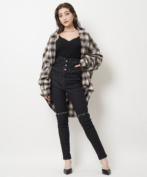 SPIRALGIRL（スパイラルガール）の「ハイウエストハイパースキニーダメージデニム（デニムパンツ・レディース・ブラック/インディゴブルー/ライトブルー・SMALL/MEDIUM）」の15枚目の写真