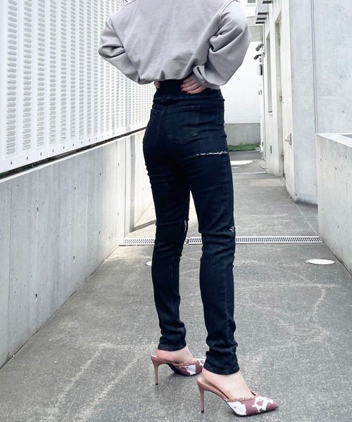 SPIRALGIRL（スパイラルガール）の「ハイウエストハイパースキニーダメージデニム（デニムパンツ・レディース・ブラック/インディゴブルー/ライトブルー・SMALL/MEDIUM）」の6枚目の写真