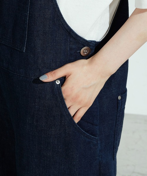 ONIGIRI（オニギリ）の「デニム　サロペット（サロペット/オーバーオール・レディース・ネイビー・MEDIUM/LARGE）」の8枚目の写真