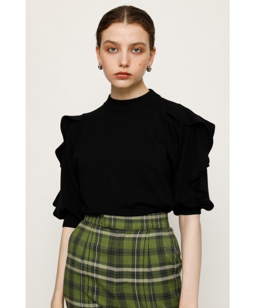 SLY(スライ)の「FRILL PUFF SLEEVE HG TOPS/パフスリーブハイゲージトップス(ニット/セーター・レディース・アイボリー/ブラック/グリーン/ベージュ・FREE)」の3枚目の写真